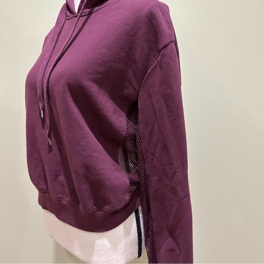 Hoodie in maroon